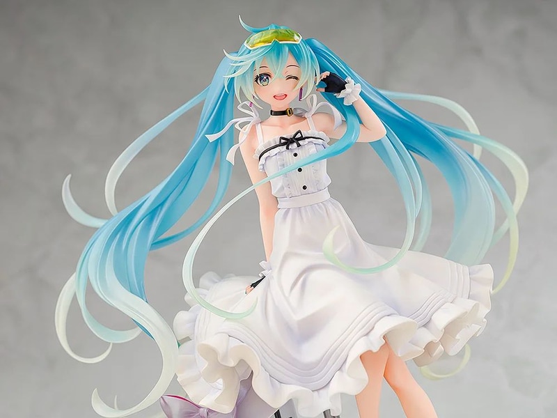 Racing Miku 2021 Vacation Style Ver. figure begins shipping today